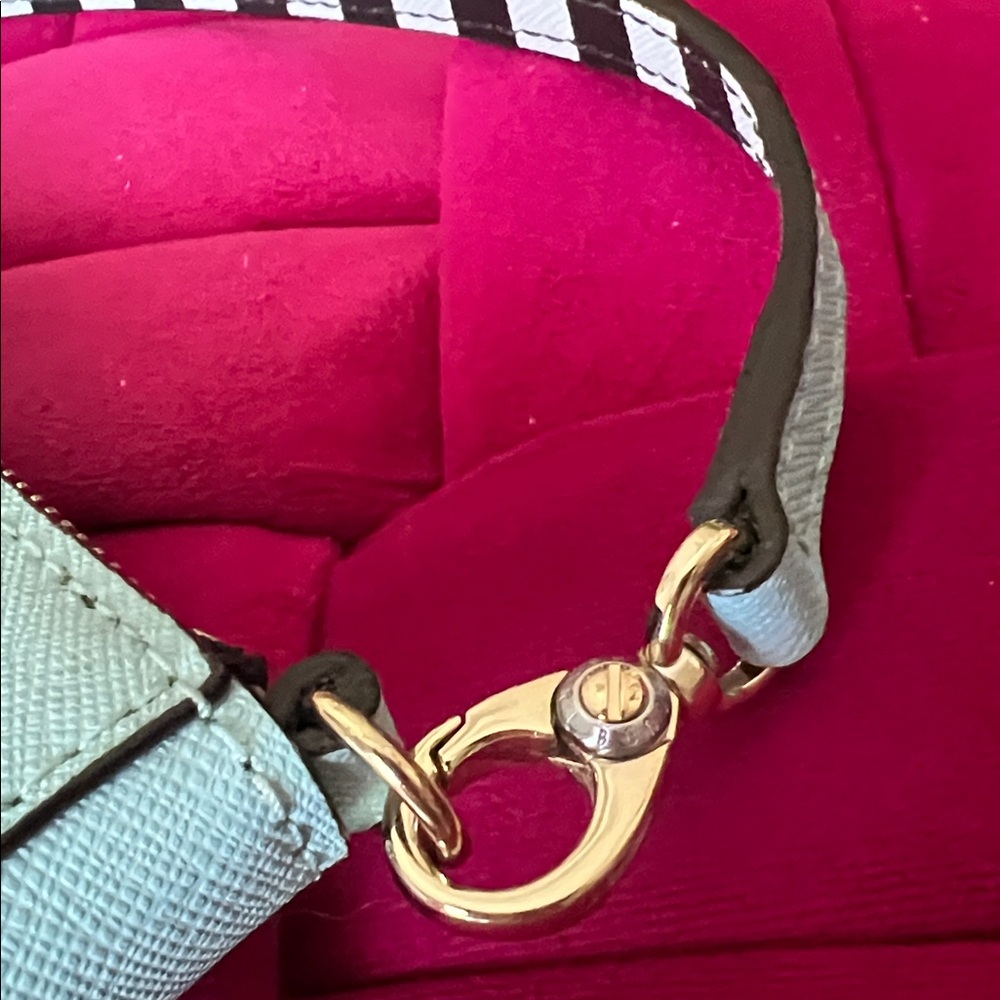 Henri Bendel Mini Bag/Wristlet-EUC - Picture 8 of 15